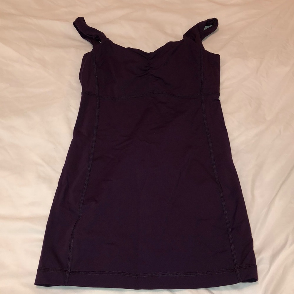 Lululemon plum tank